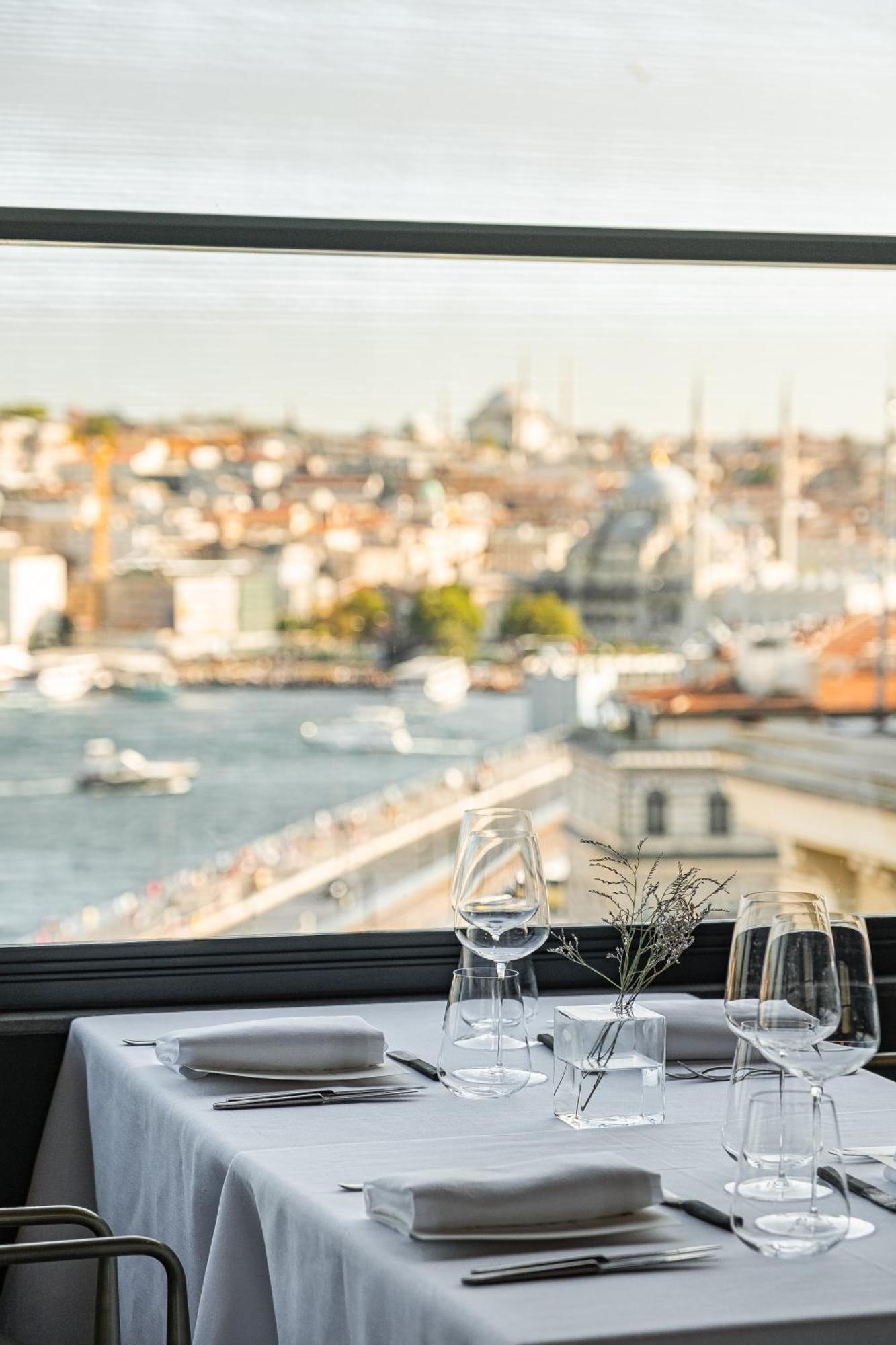 Khai Hotel Karakoey Istanbul Eksteriør billede